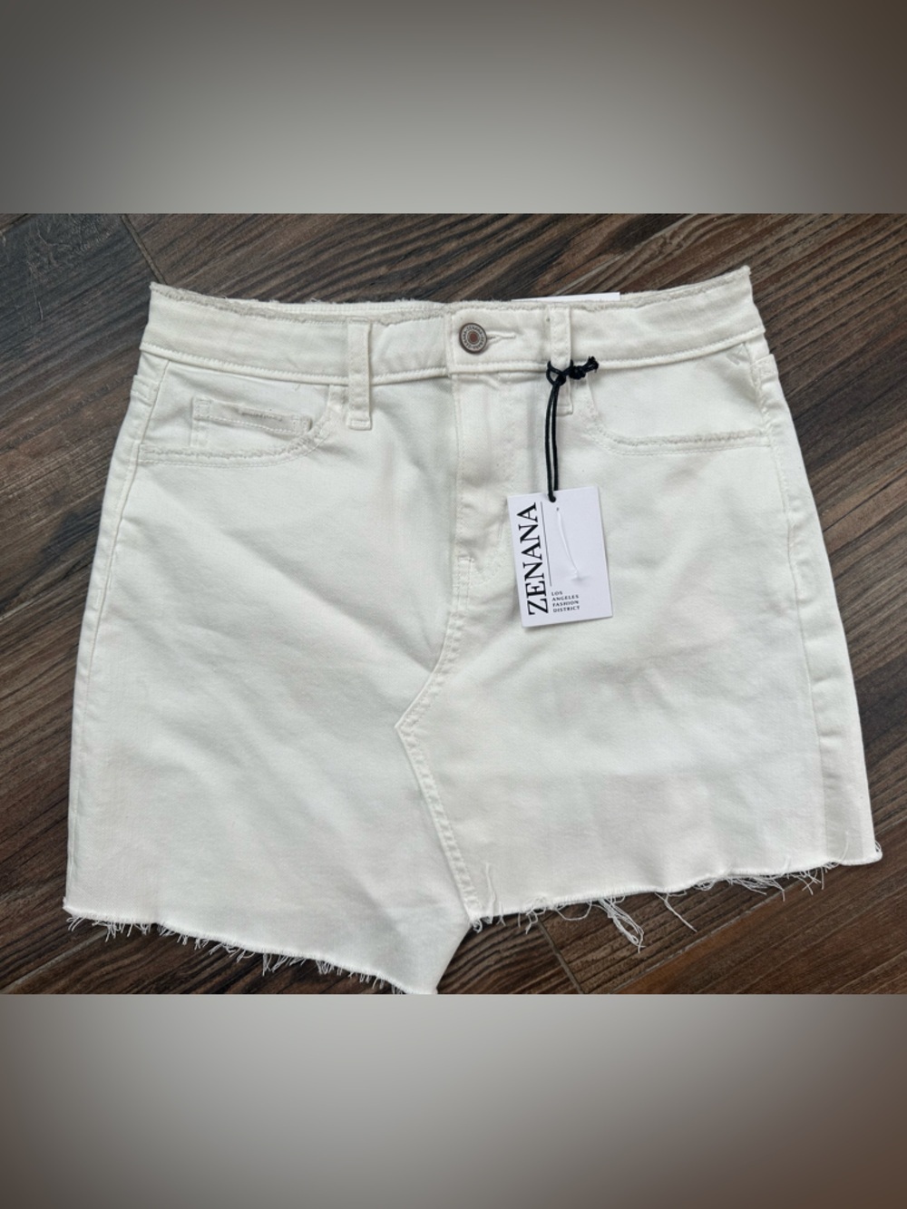 Zenana Outfitters White Denim Raw-Edge Mini Skort